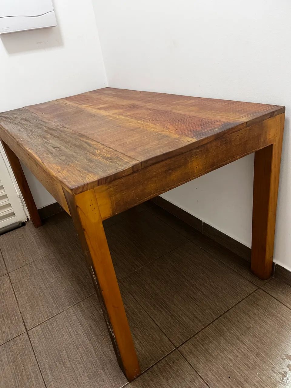 Mesa madeira rústica 