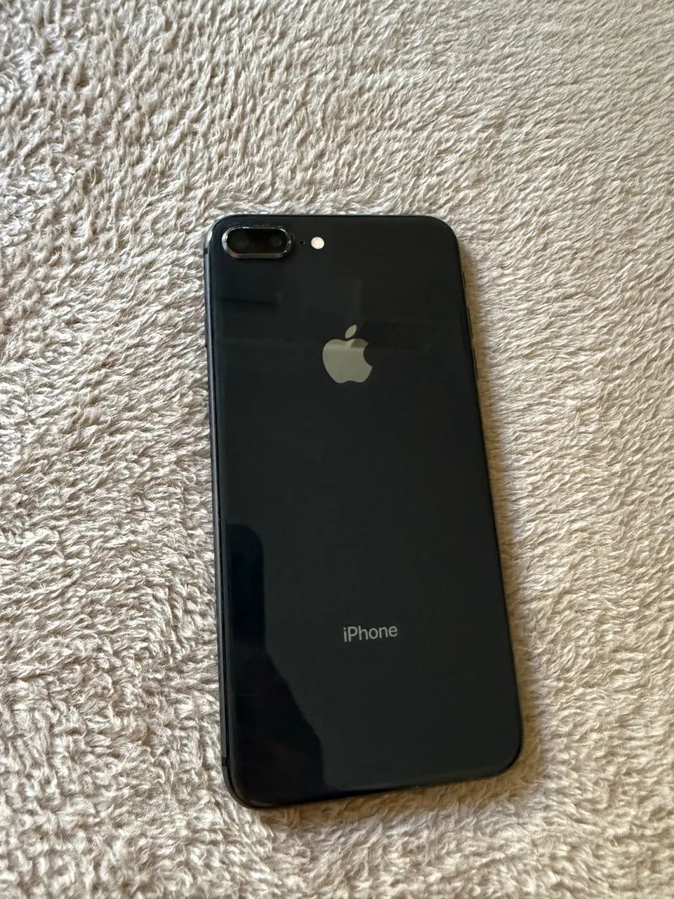 iPhone8Plus ブラック　64G iPhone 8 Plus preto 64GB - Celulares e Smartphones - Pituba