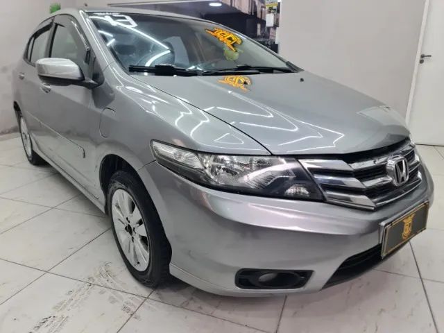 Honda City 1.5 LX 16V FLEX 4P AUTOMÁTICO 2013