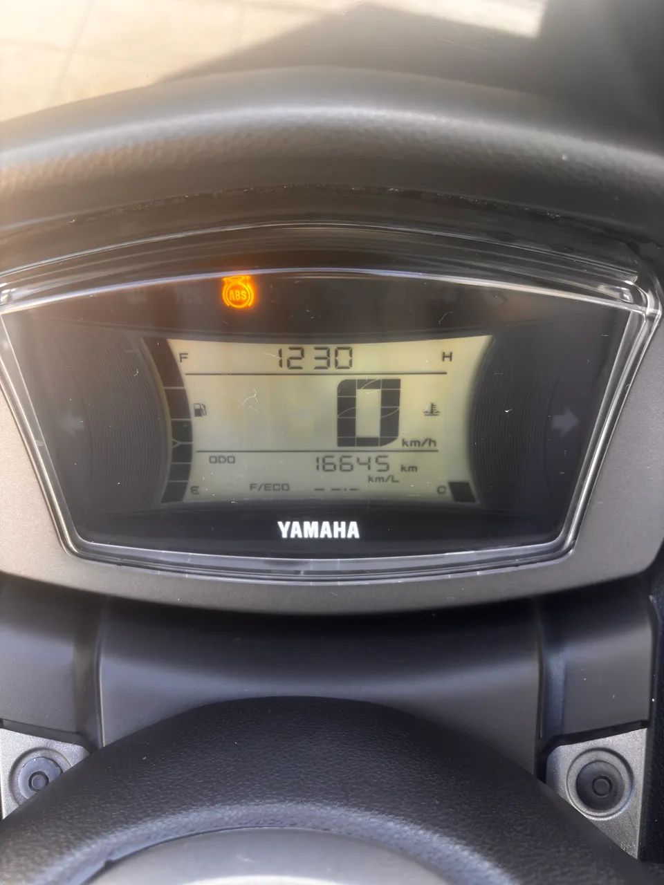 Vendo Yamaha Nmax SE Connected - Foto 5