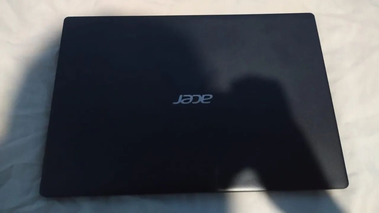 Vendo notebook Acer 