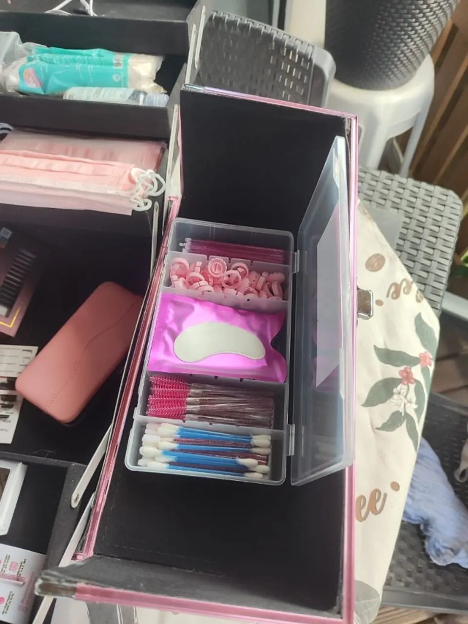Kit Completo para Extensão de Cílios - Praticamente Novo - Foto 2