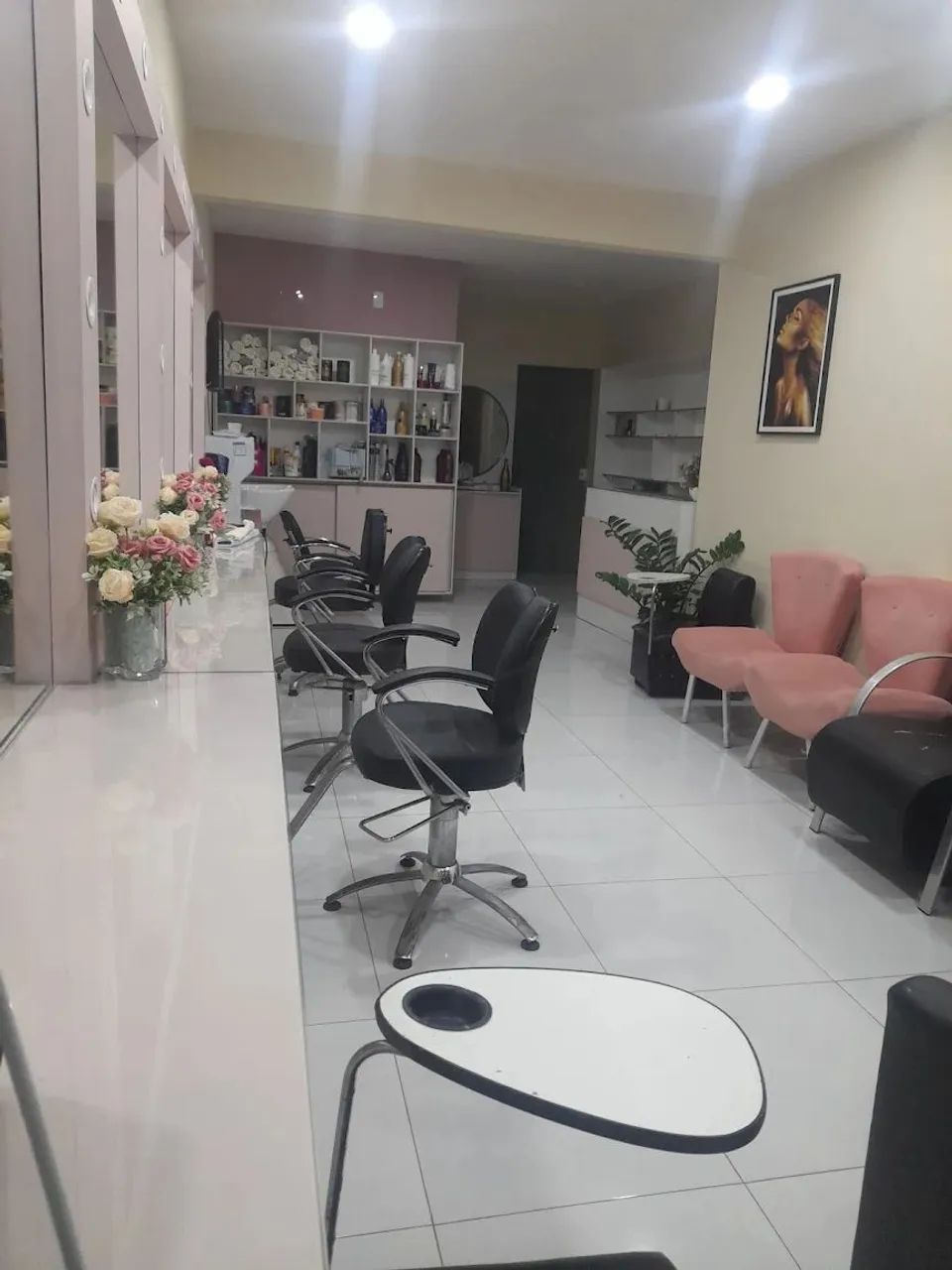 Precisamos de manicure  - Foto 2