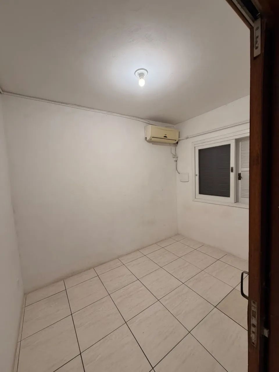Alugo casa ANUAL  na praia do Rosa  próximo à SURFLAND - Foto 5