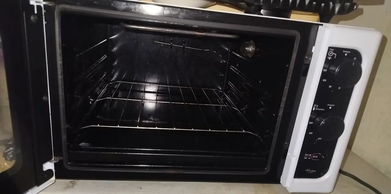 Forno elétrico semi novo
