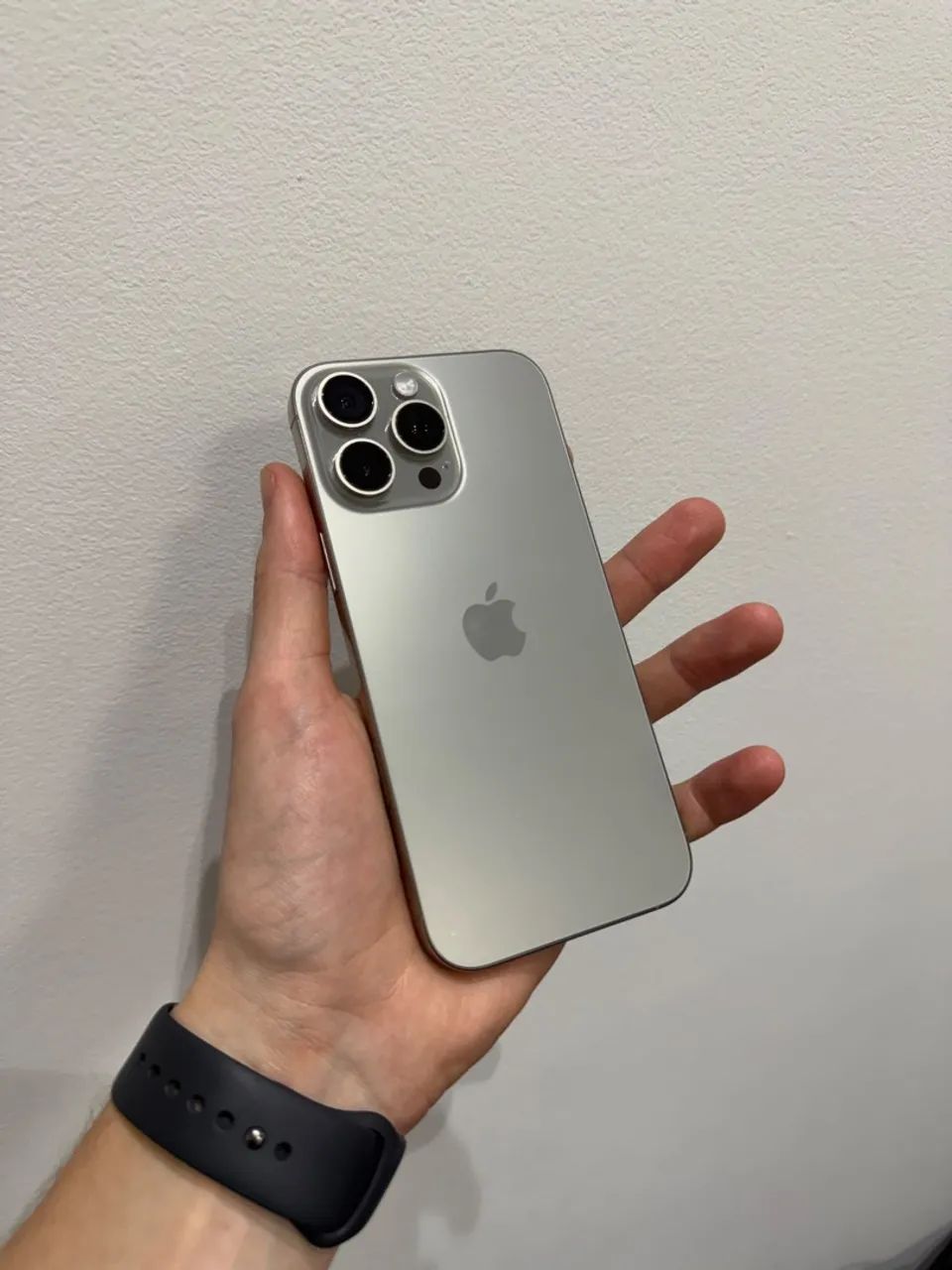 iPhone 16 Pro Max - Foto 4