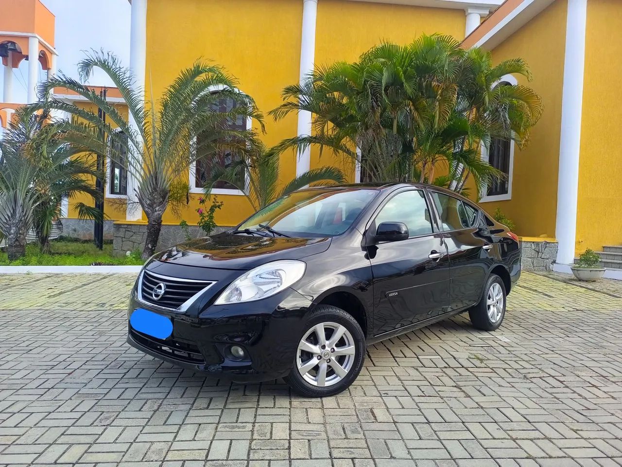 Nissan Versa 2014