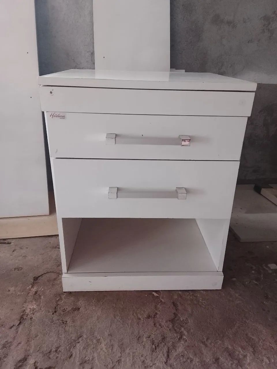 Criado mudo 