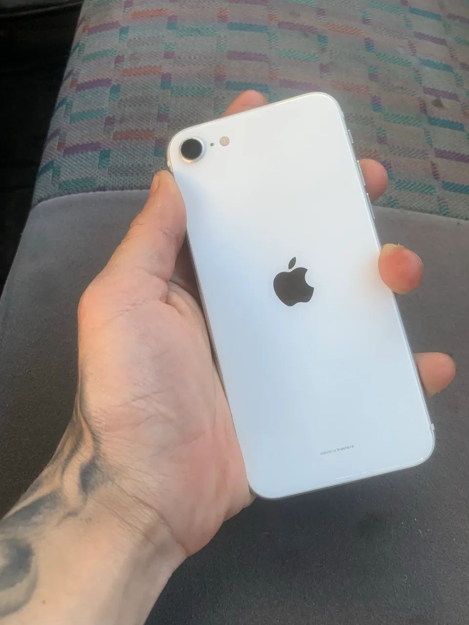 IPHONE SE 2° GERAÇÃO 64GB - Foto 4