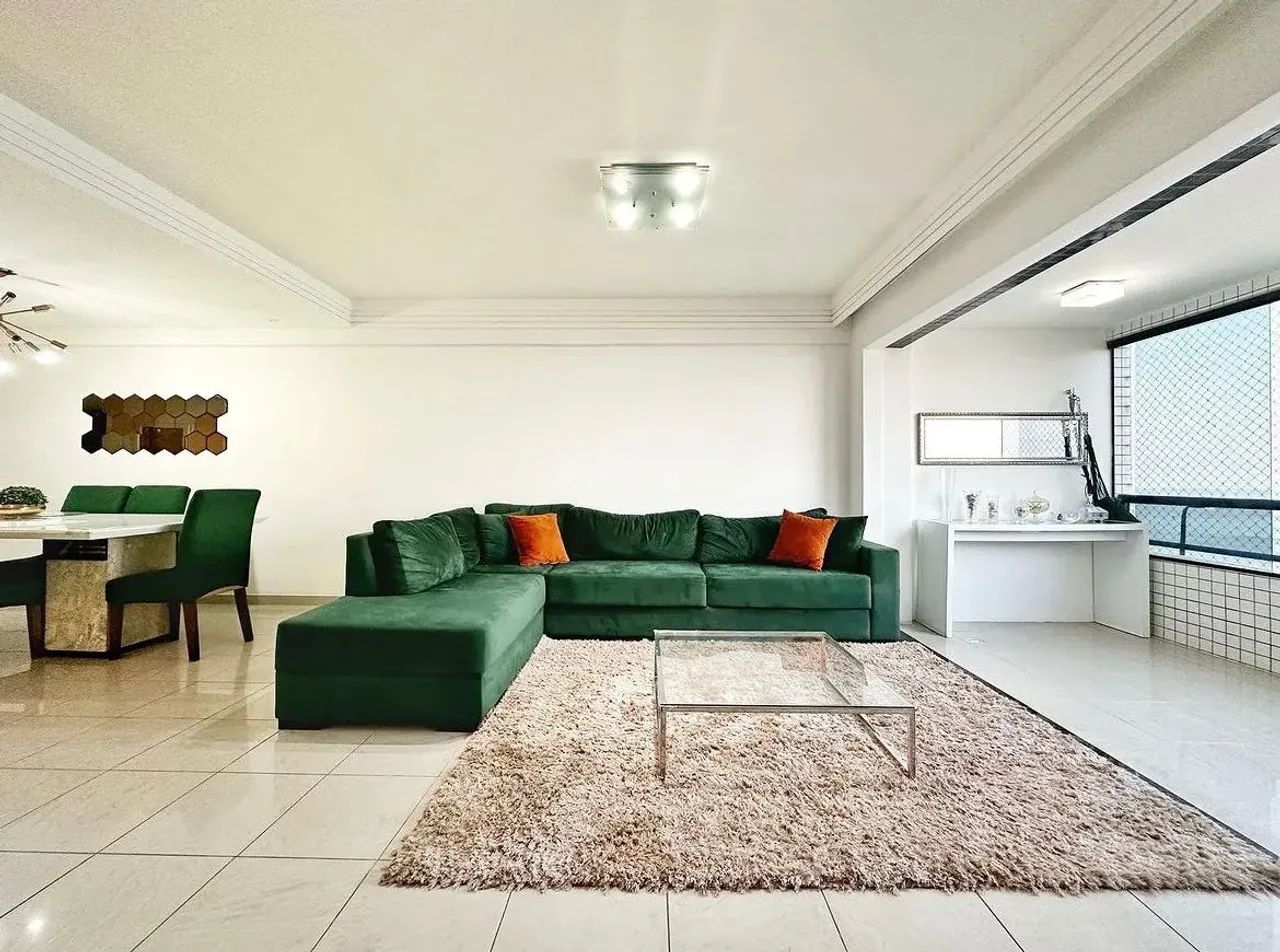 Apartamento para venda com 157 metros quadrados com 5 quartos - Foto 2