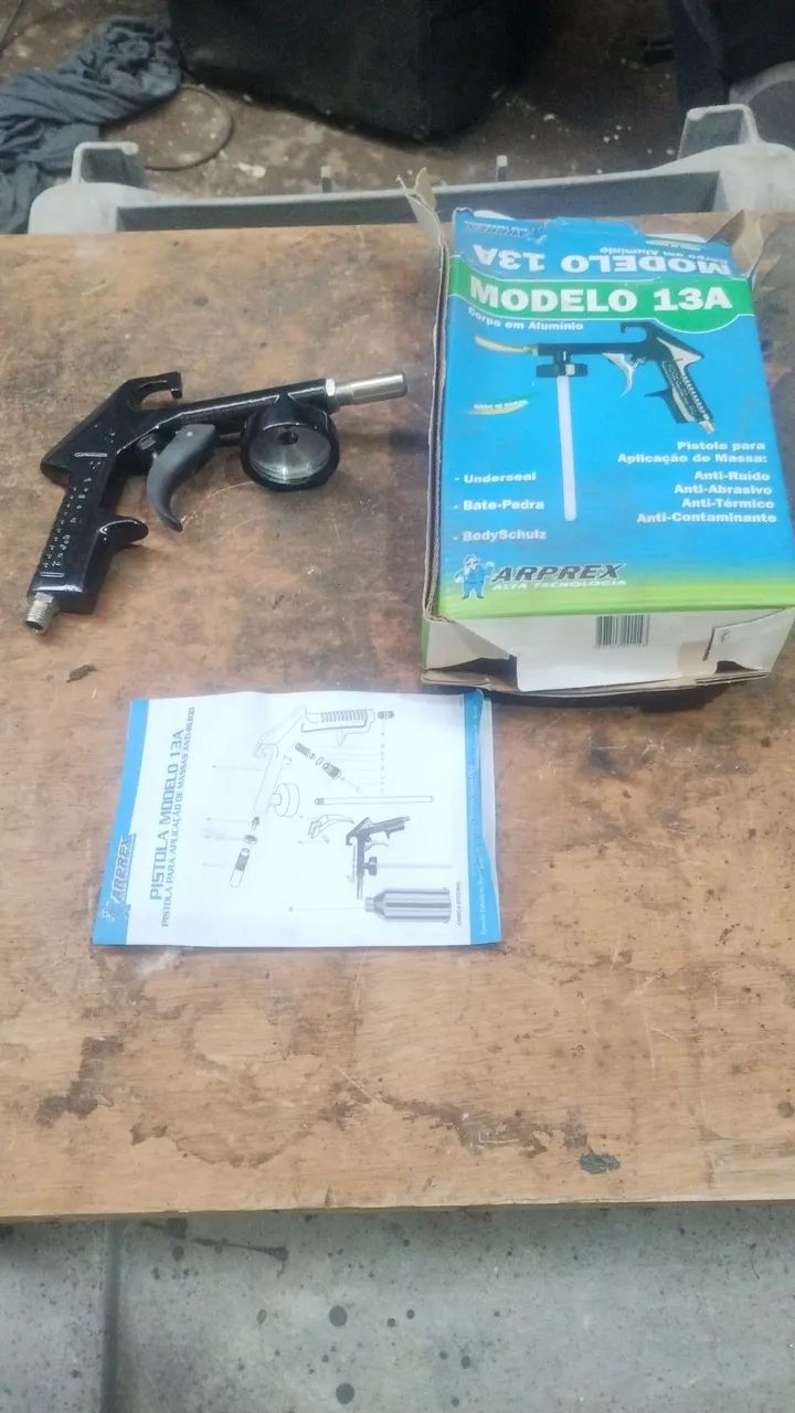 Putty Application Gun