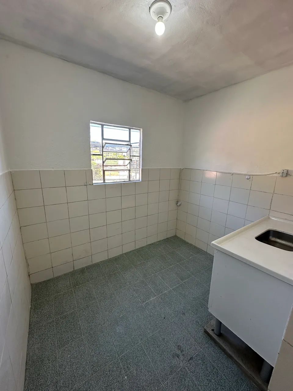 ALUGO CASA 1 QUARTO DR TOUZETH  - Foto 5
