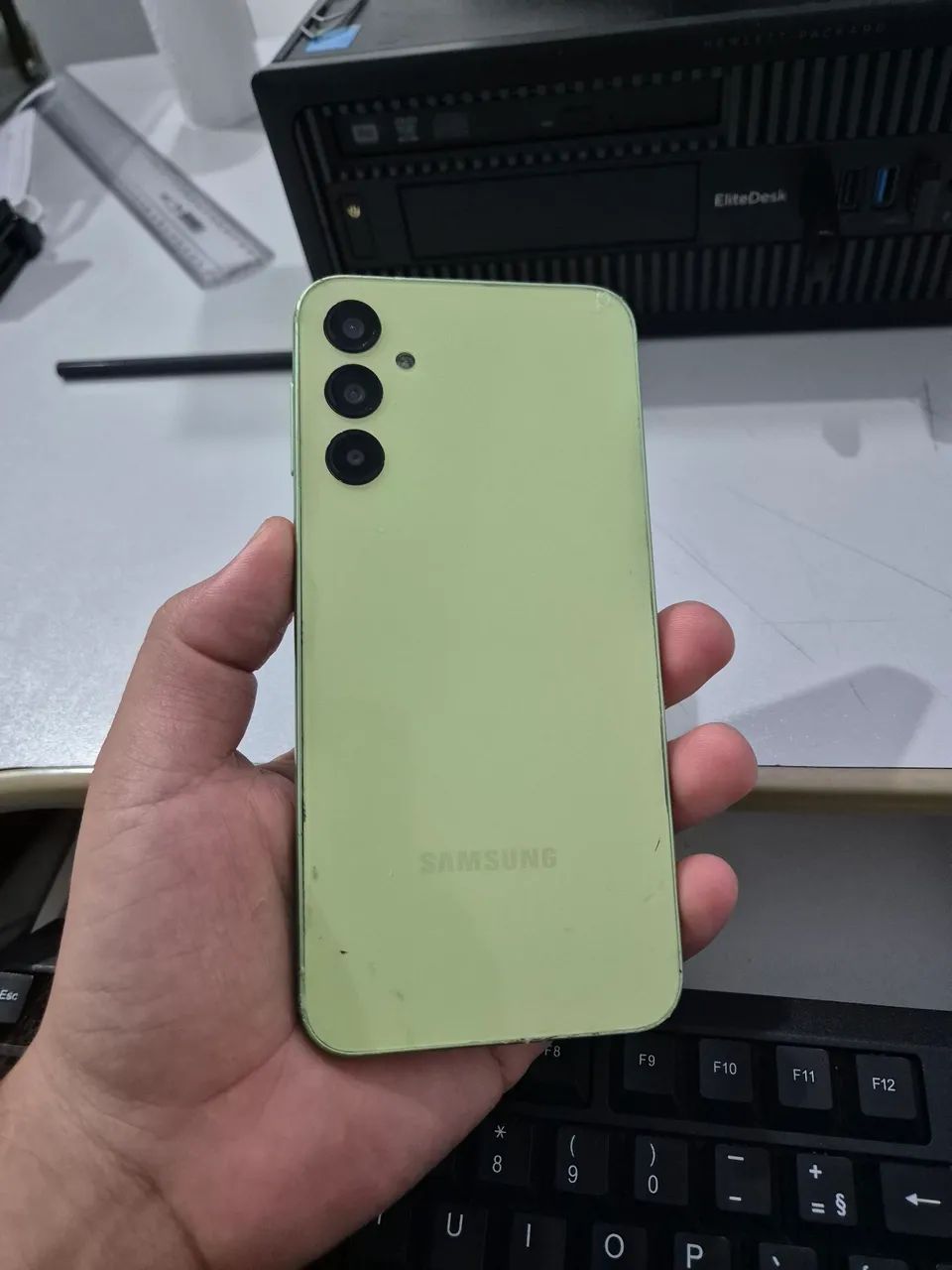 Celular samsung A24  - Foto 3