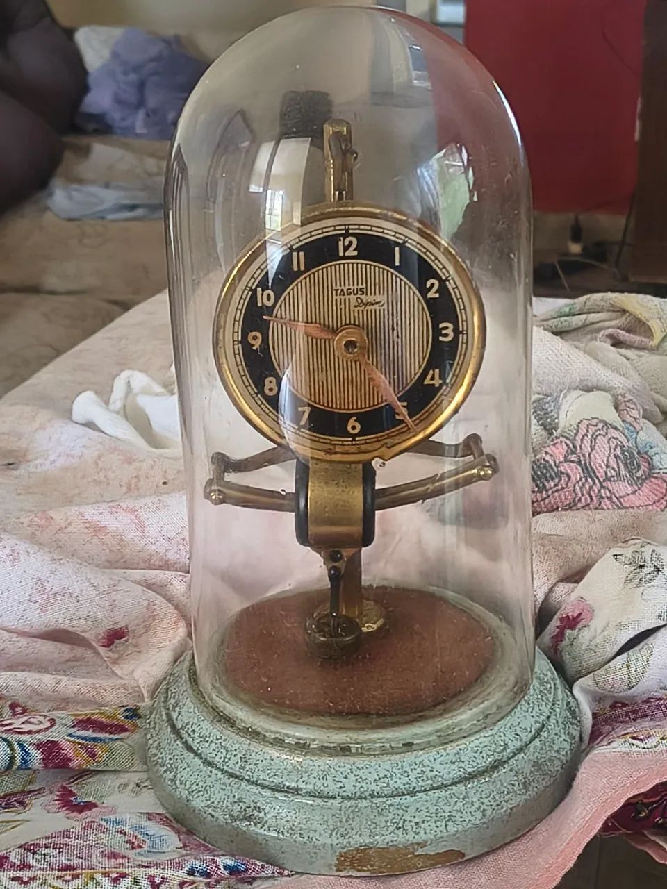 Vendo relógio de mesa antigo  - Foto 2