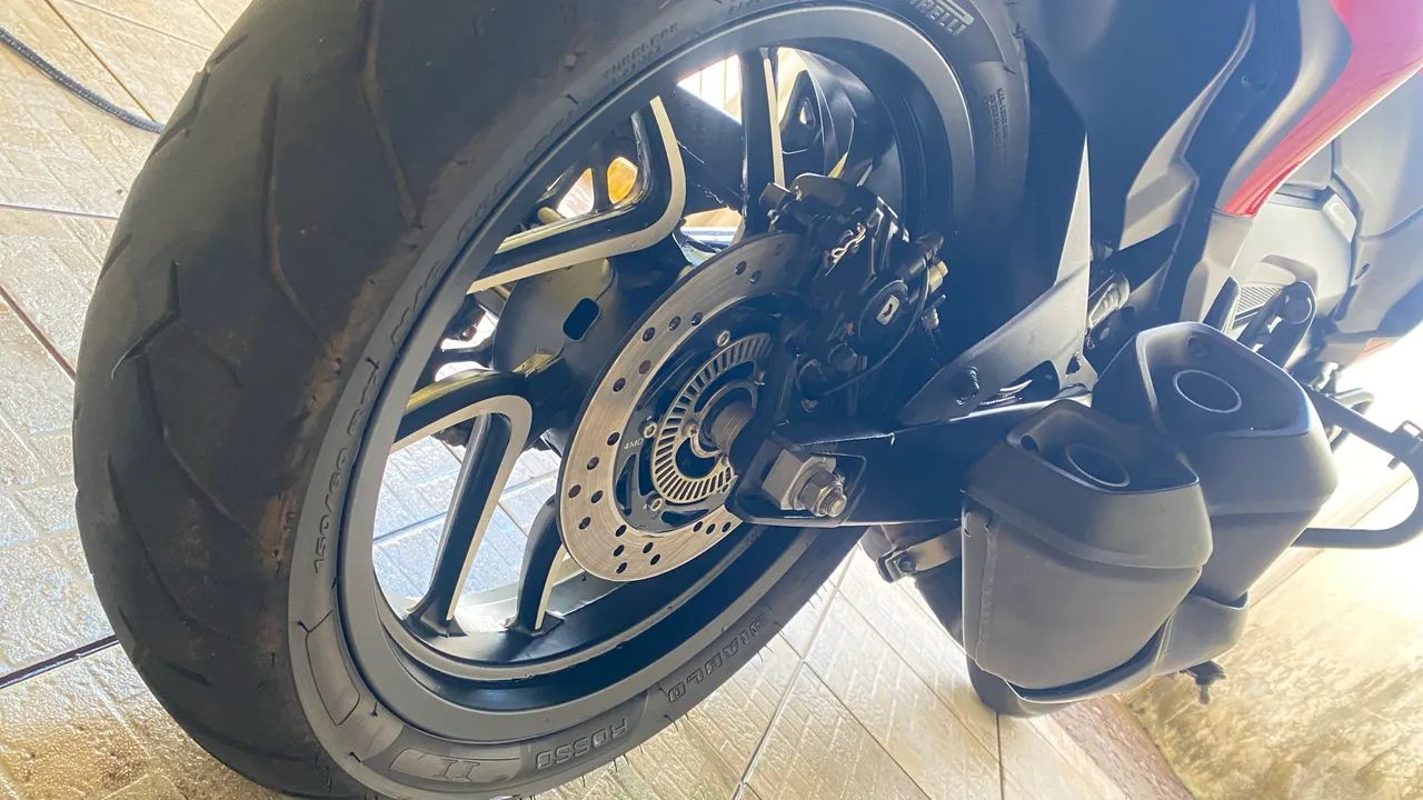 Bajaj DOMINAR D400 - Foto 2