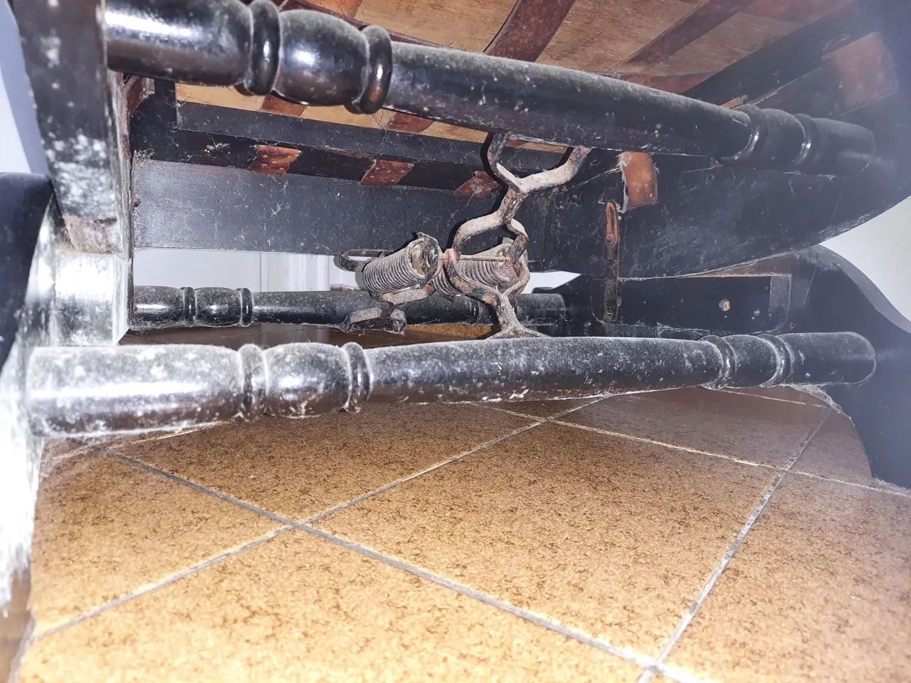 Cadeira de balanço com mola - Foto 2