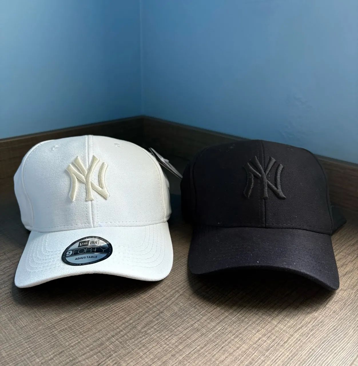 Bonés New Era Preto/Branco