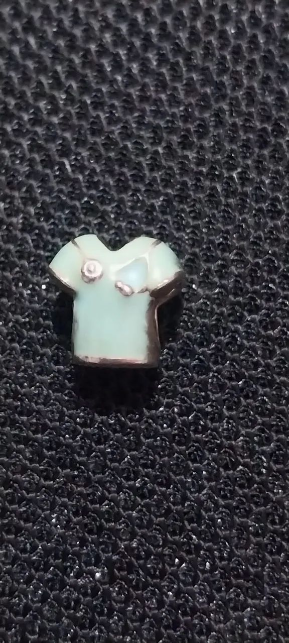Berloque Vivara Prata com esmalte Médico 