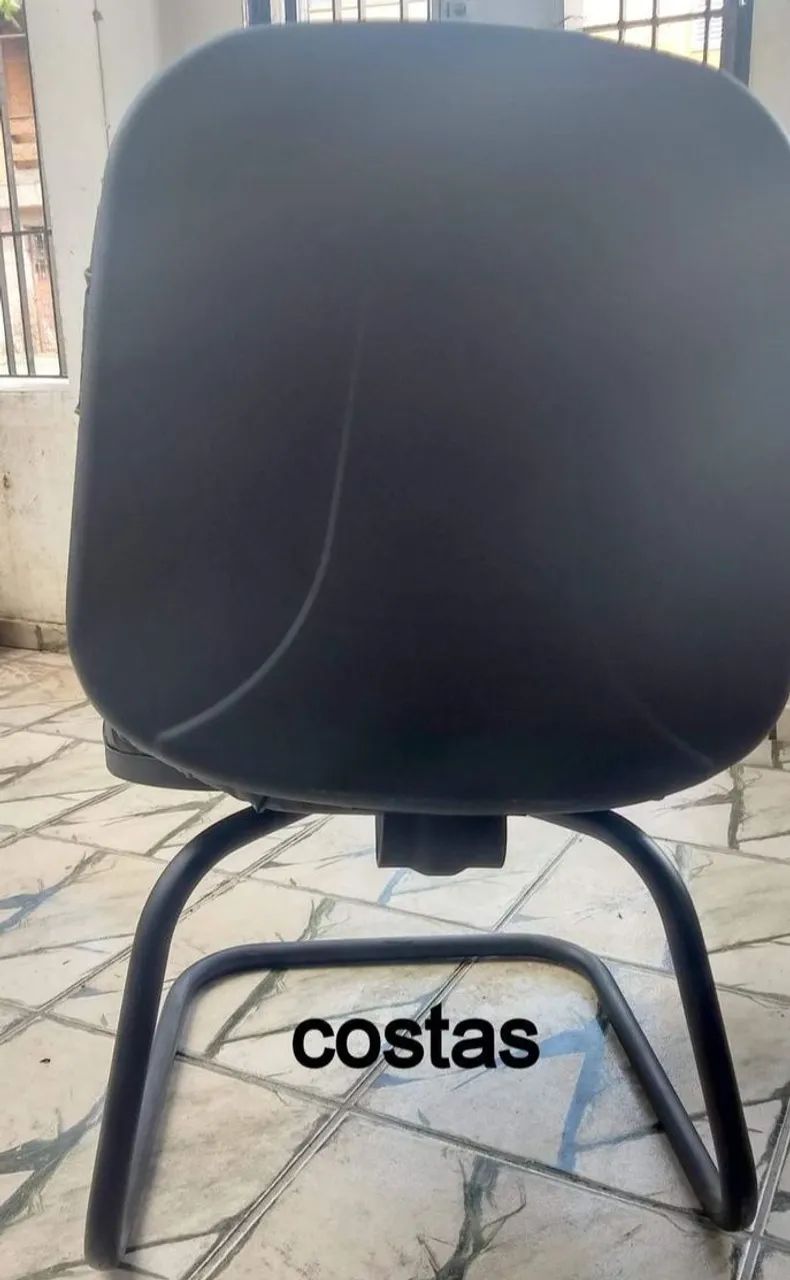 Cadeira preta para escritório  - Foto 3