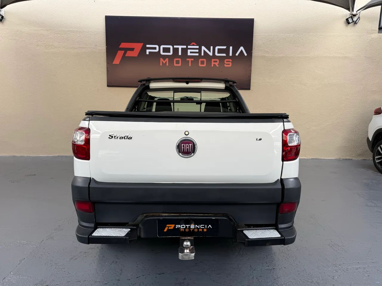 Fiat Strada Working Hard 1.4 Fire Flex 8V CE 2017 - Foto 4