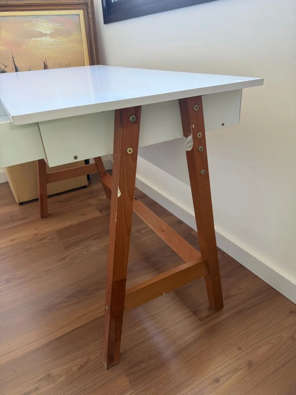 Mesa de escritório com duas gavetas  - Foto 3