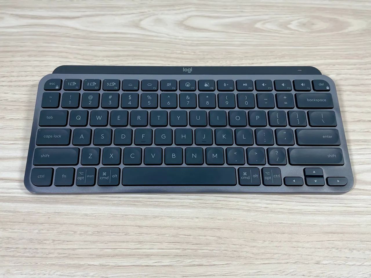Teclado Logitech MX Keys Mini 