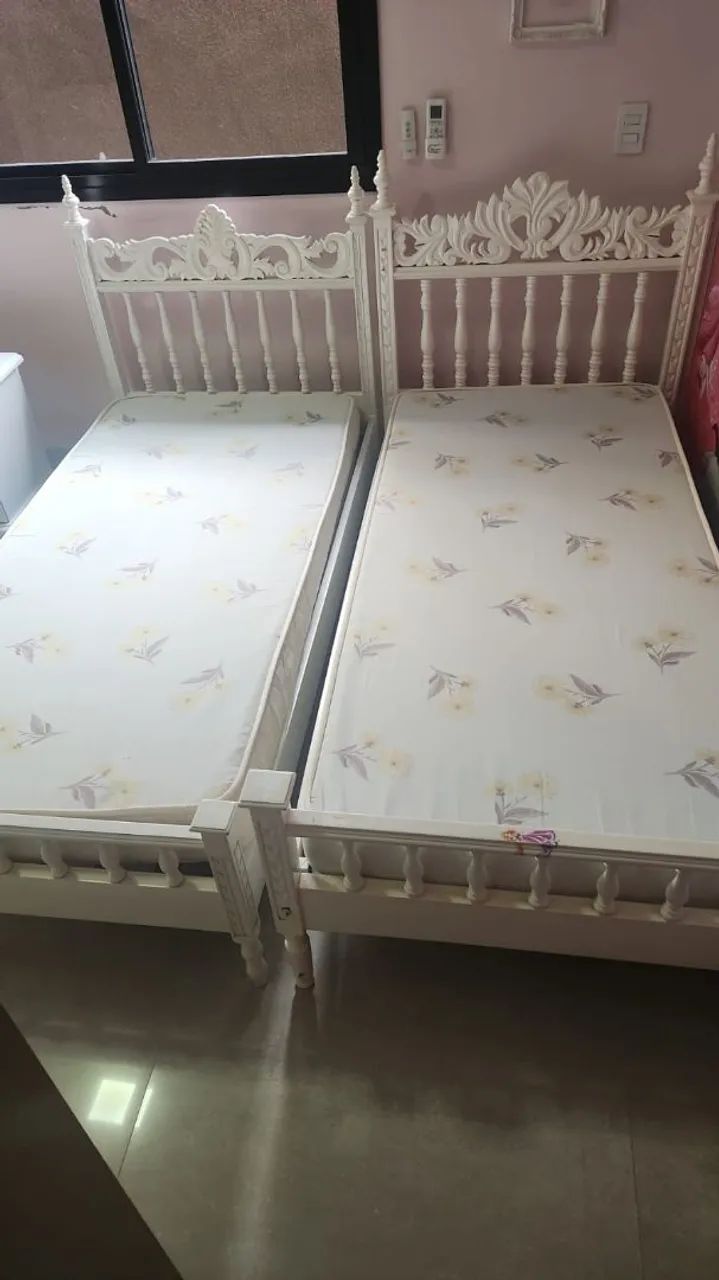 Cama madeira maciça 