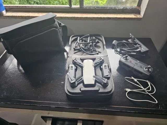 DJI Spark Fly More Combo ? Drone Compacto com Tudo Incluso - Foto 2