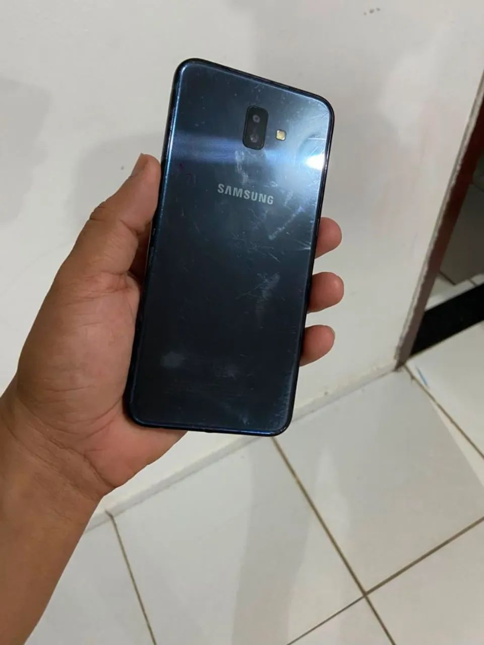 Celular J6+ - Foto 3