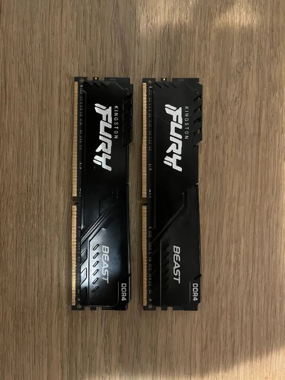 Memória RAM Kingston DDR4 16 GB (2x8 GB) 3200 MHz - Excelente estado