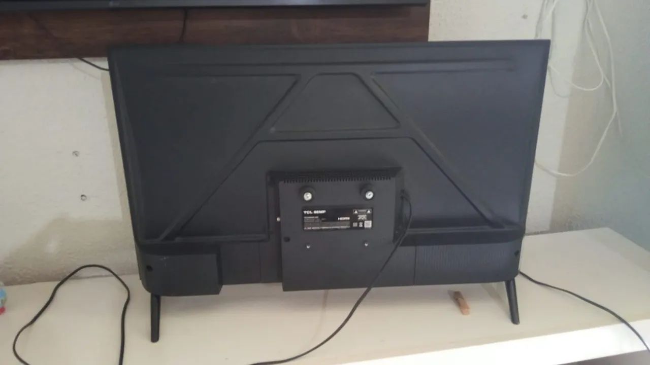 Vende-se TV smart de 32 polegadas  - Foto 2