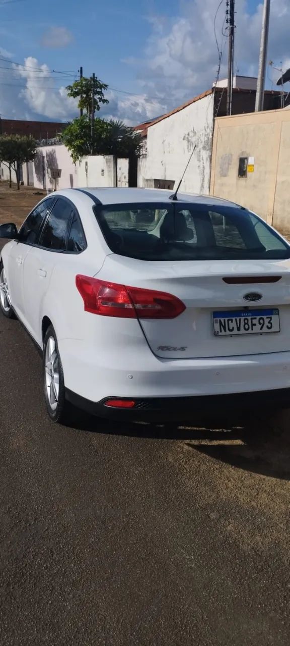 Ford Focus 2.0 16v/se/se Plus Flex 5P Aut. 2016 - Foto 2