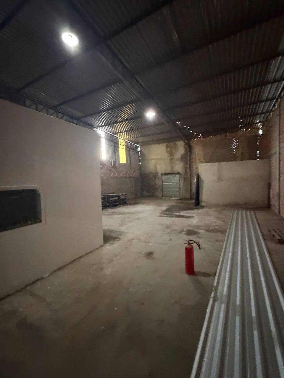 Aluga-se prédio comercia  - Foto 4