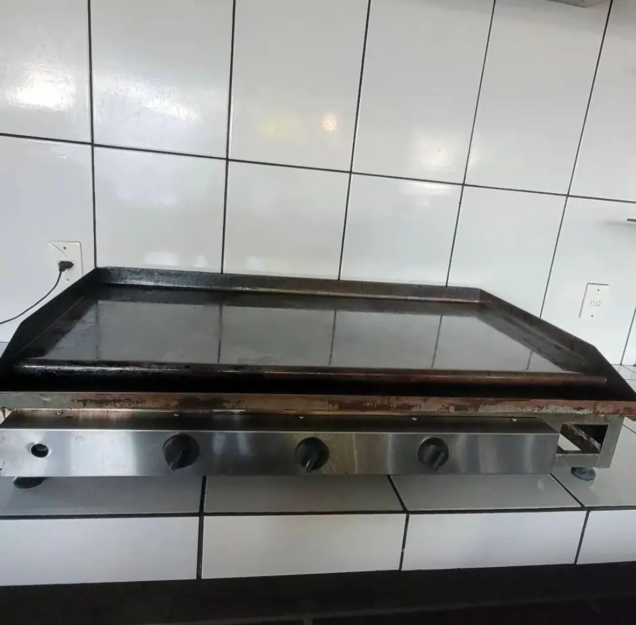 Chapa de lanche 4 queimadores 
