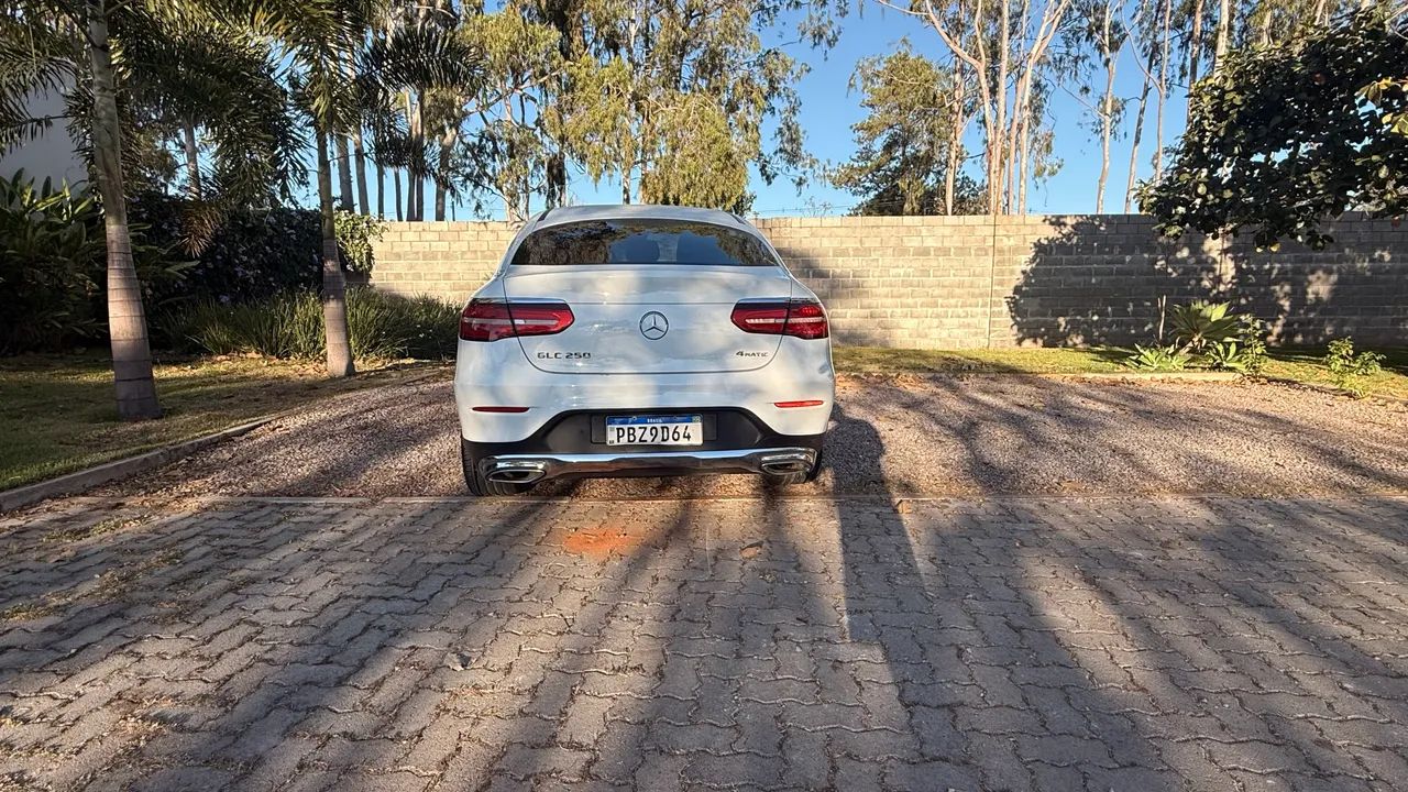 Mercedes-Benz GLC 250 Coupe 4matic 2.0 TB 16V Aut. 2017