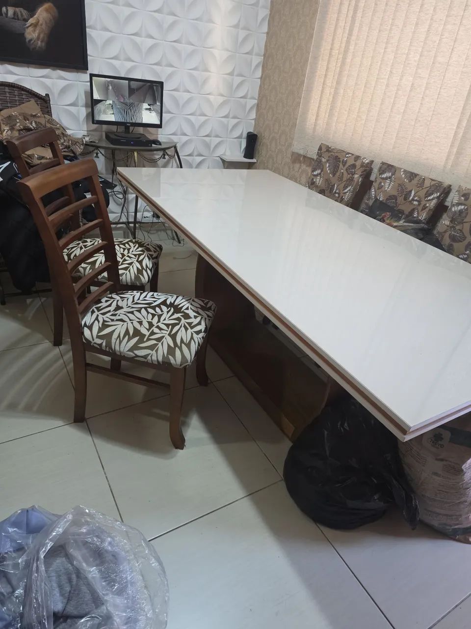 Mesa jantar 6 cadeiras madeira maciça com vidro Grosso de primeira  - Foto 5
