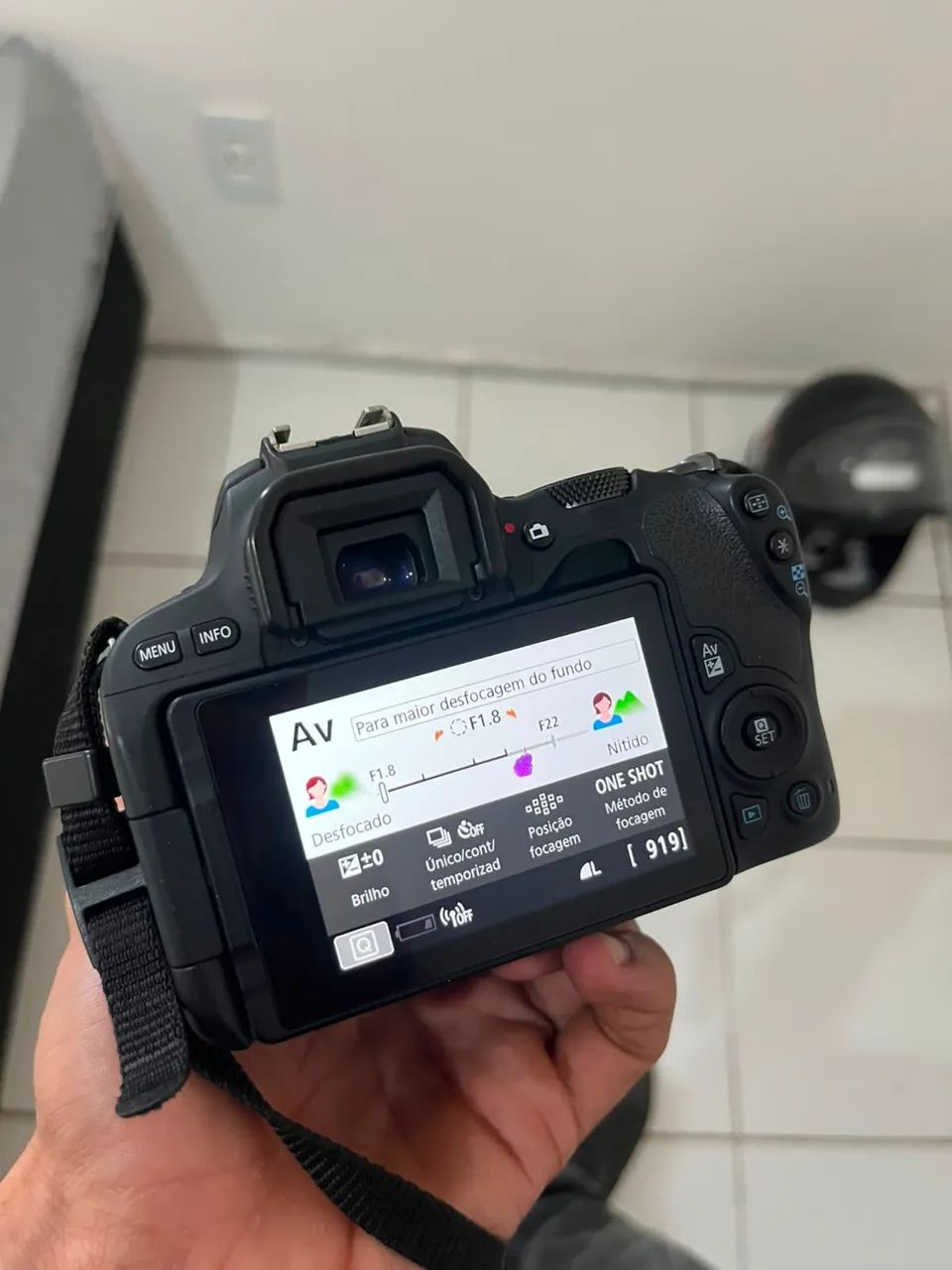 Canon EOS Rebel SL2
