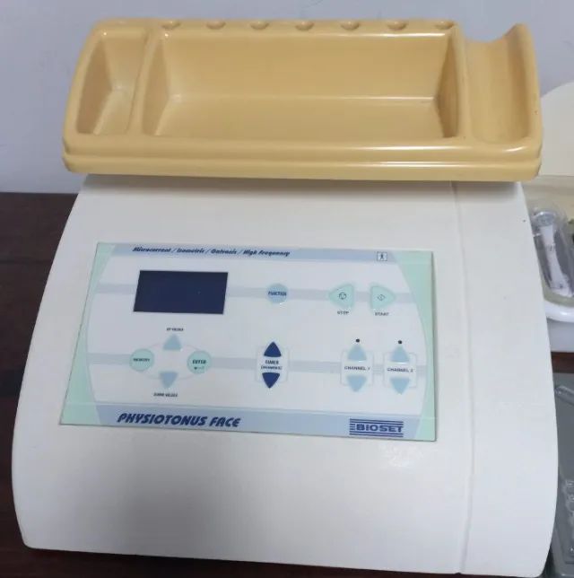 vendo Physiotonus Face é um equipamento para auxiliar na prática em clínica estética