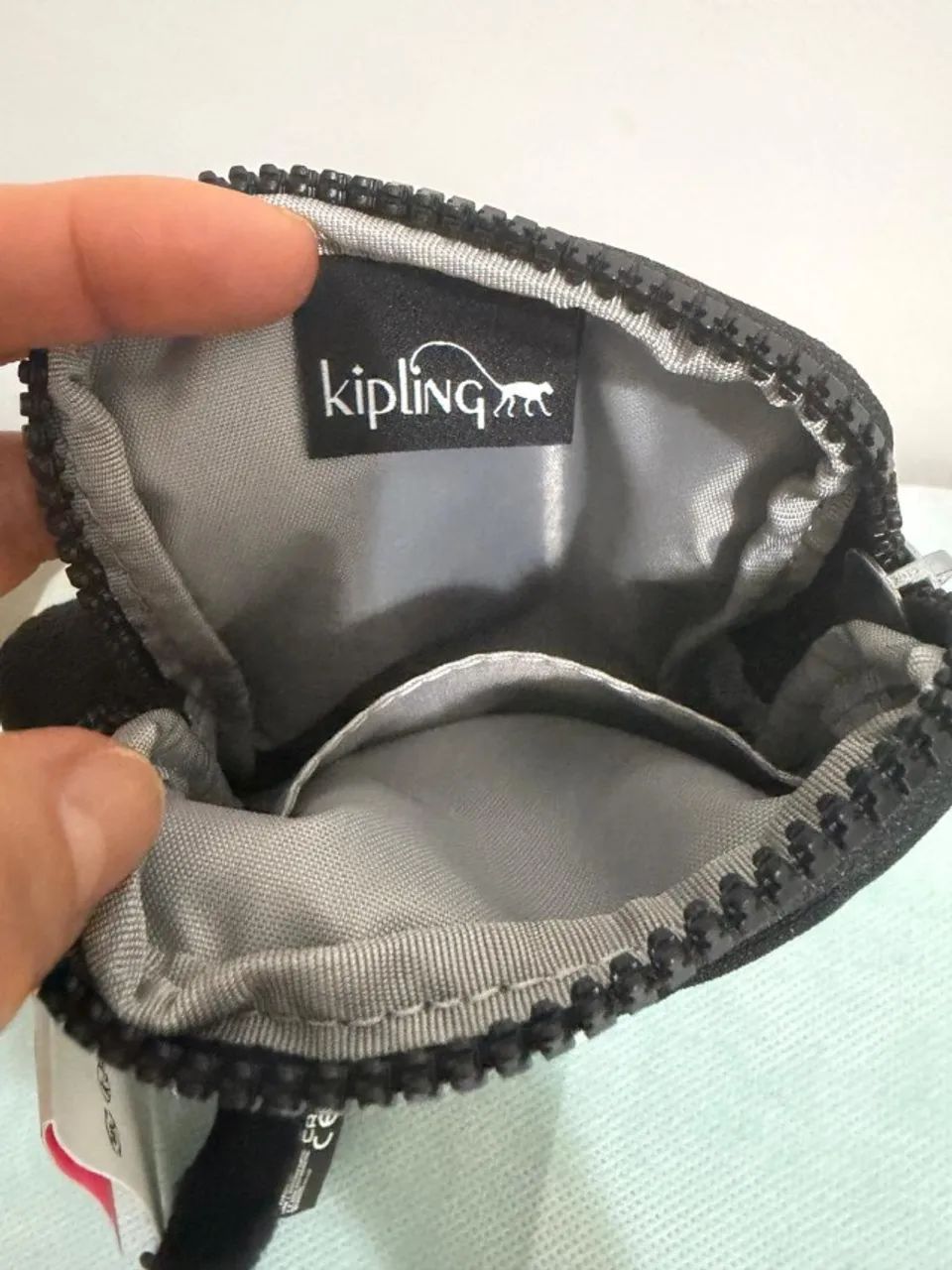 Bolsa Kipling Preta - 100% original - Foto 5