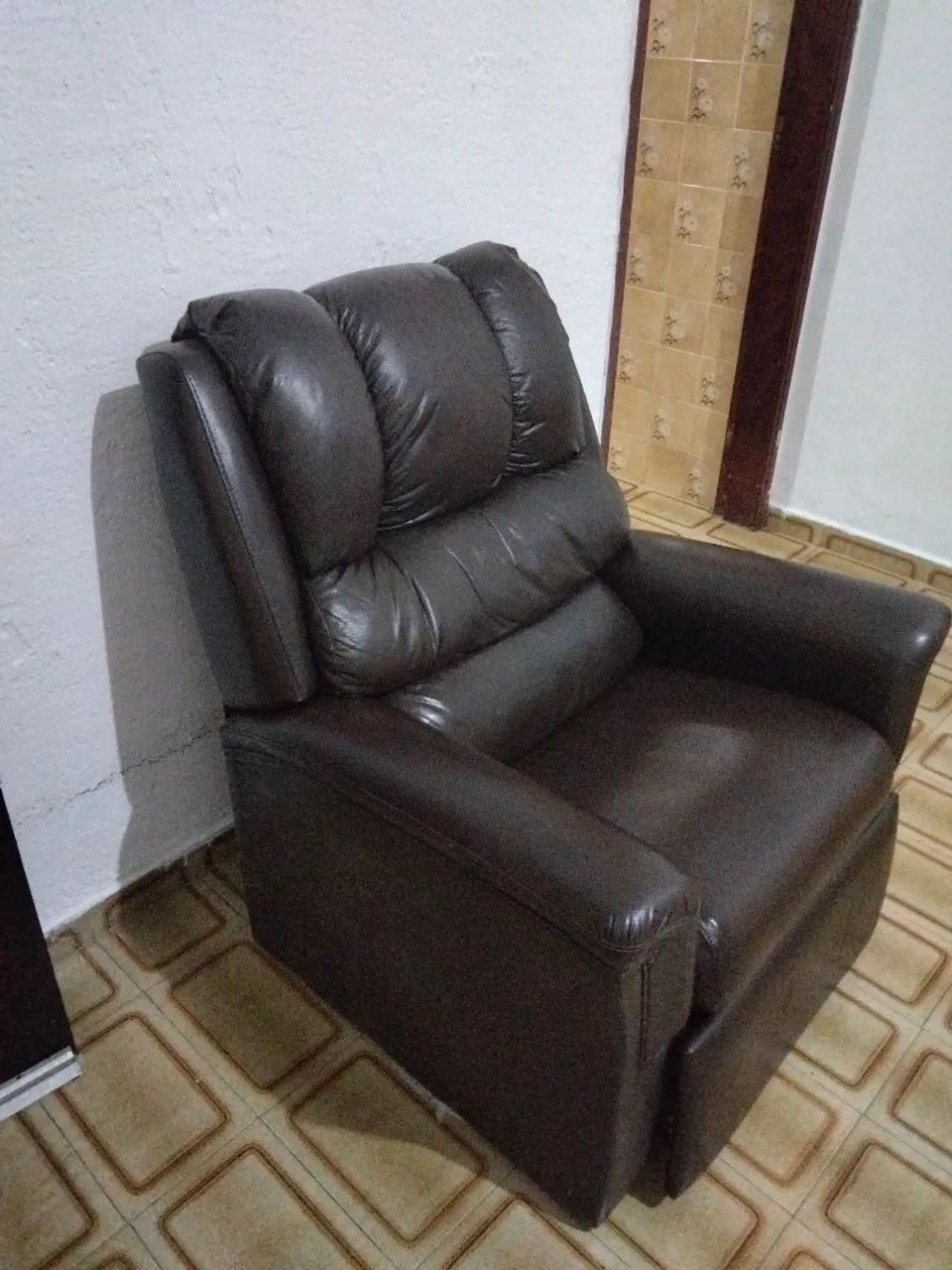 Vendo poltrona do papai de coro em perfeito estado 