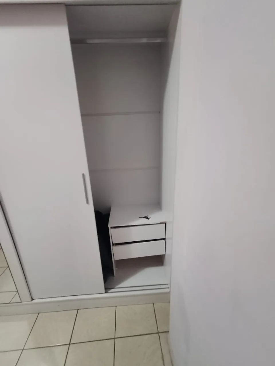 Guarda Roupa 3 portas 2,3X2,0X0,50 - Foto 5
