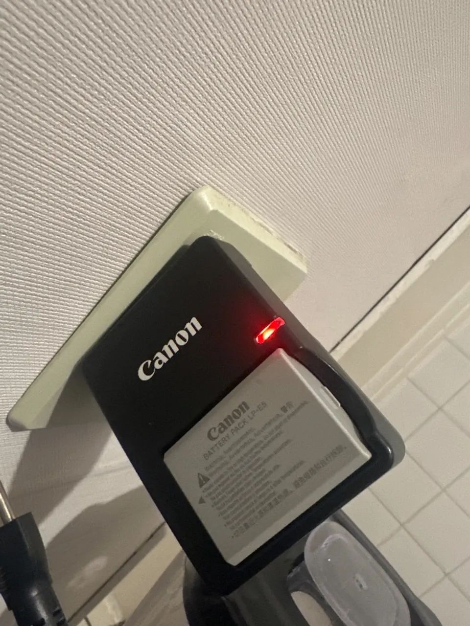 Carregador bateria câmera cannon - Foto 4