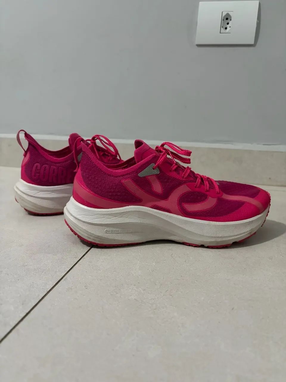 Tênis Corre 4 - Rosa  - Foto 2