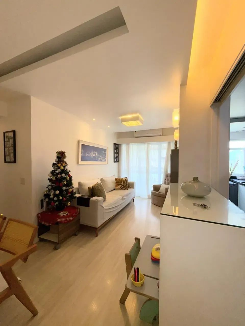 Cidade Jardim Apartamento 2 Quartos vista Interna !