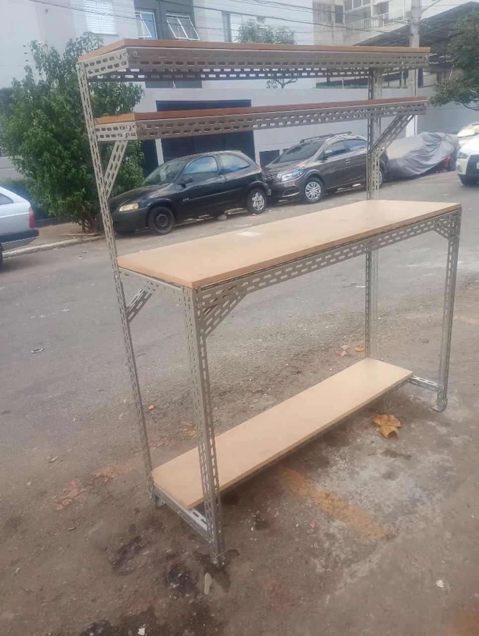 Material  bancada porta paletes 