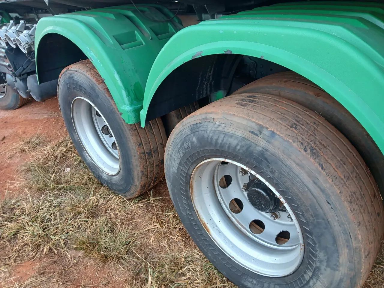 volvo vm 270 automático - Foto 4