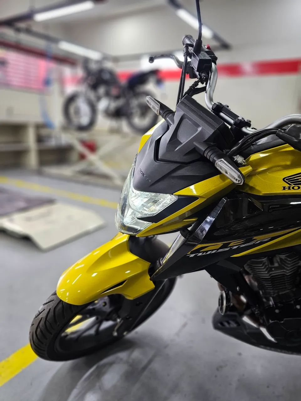CB300 ABS 2024/2024 - Foto 4