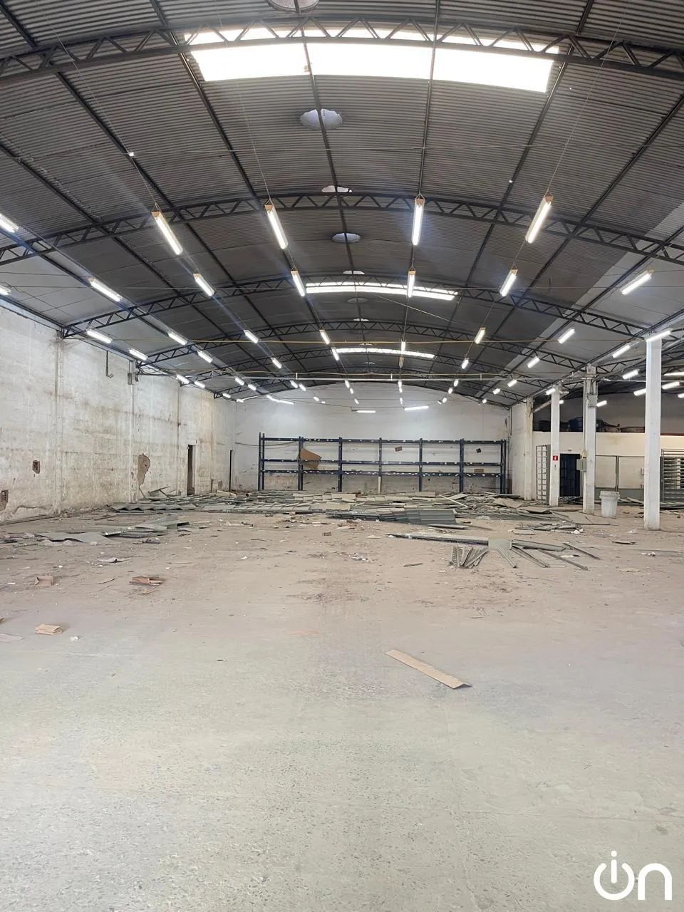 ? BARRACÃO COMERCIAL PARA LOCAÇÃO 1980 m2  REGIÃO BEIRA RIO | CUIABÁ-MT REF: 782