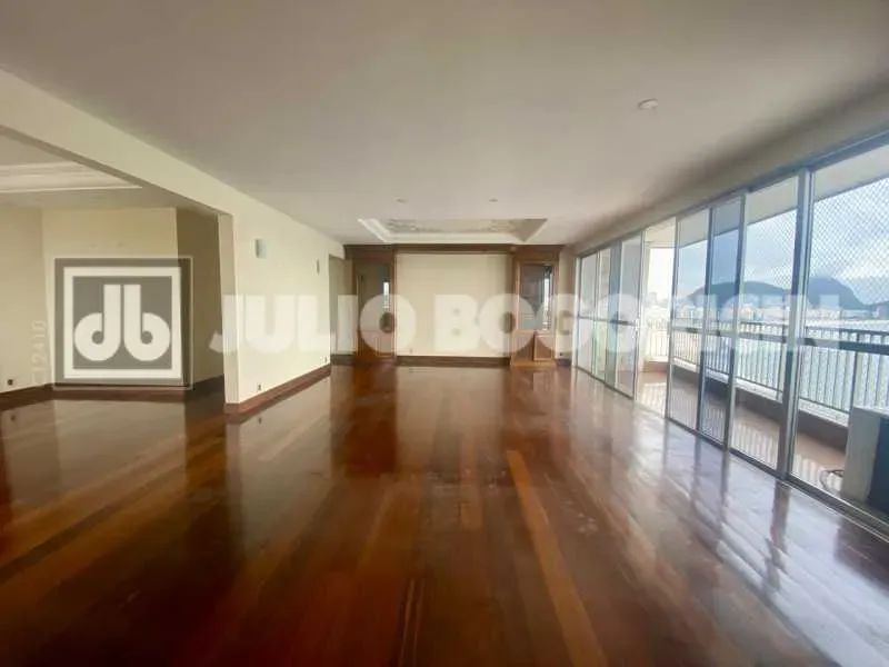 Apartamento : / Residencial / Copacabana