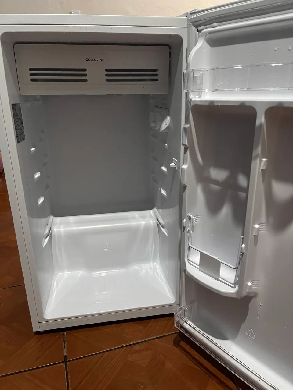 Frigobar Electrolux 90 litros  - Foto 2